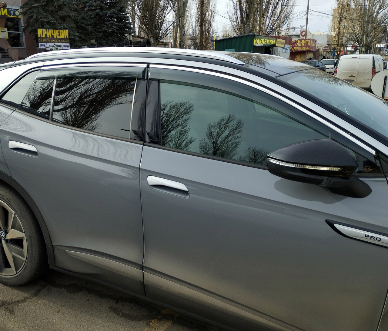 Дефлектори вікон з хром молдингом (вітровики) Volkswagen ID.4 2020-2025