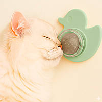 Іграшка для котів з котячою м'ятою ролик з кулькою, Зелений / Лизунець для котів з м'ятою / Настінна іграшка-ролик для котів