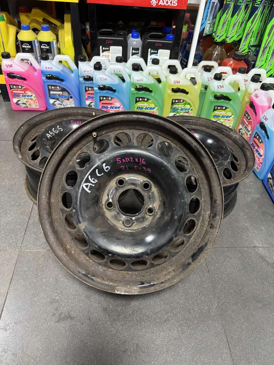 <p>Вітаю зацікавлених на авто розборці Чемпіон !!!<br />
 Предметом оголошення є Диск Металевий 5 112 R 16 7J Et39 Цо 66, Vw Audi Seat Skoda</p>
 
 <p>Ціна вказана за 1шт!<br />
 &nbsp;</p>
 
 <p>Детальні фото та інформація за телефоном<br />
 Відправка по усій Україні за передоплатою на транспортні витрати<br />
 Більш детальні фото надсилаємо на вайбер<br />
 Запрошуємо до перегляду інших оголошень</p> — фото 1