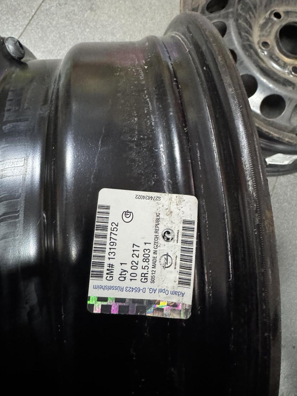 <p>Вітаю зацікавлених на авто розборці Чемпіон !!!<br />
 Предметом оголошення є Диск Металевий 5 110 R 15 6.5J Et35 Цо65</p>
 
 <p>Ціна вказана за 1шт!<br />
 &nbsp;</p>
 
 <p>Детальні фото та інформація за телефоном<br />
 Відправка по усій Україні за передоплатою на транспортні витрати<br />
 Більш детальні фото надсилаємо на вайбер<br />
 Запрошуємо до перегляду інших оголошень</p> — фото 5