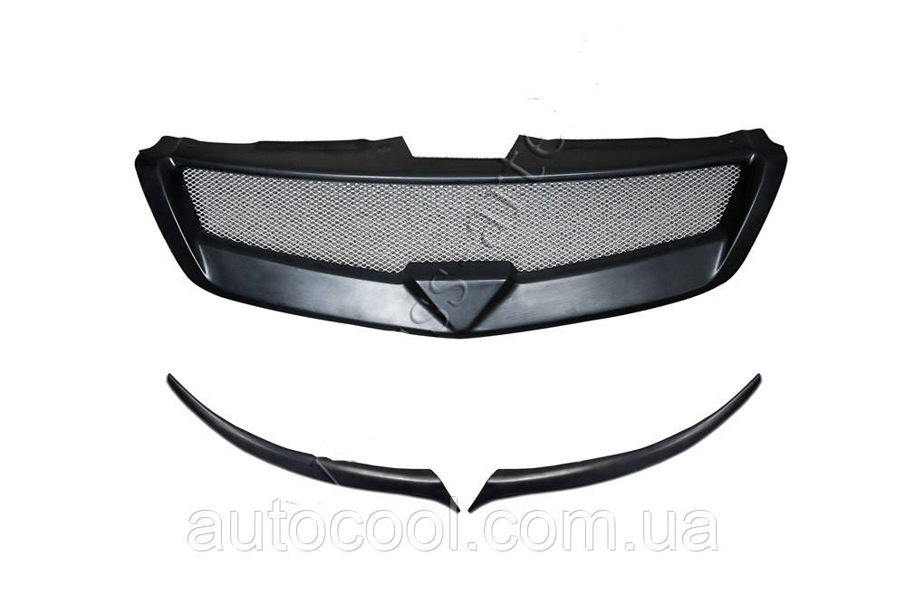Решітка радіатора спорт з сіткою металік+ вії на фари KIA Cerato Forte 2008-2013 р. в. Кіа Черато, фото 1