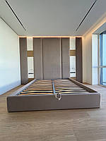 Мʼякі панелі в дитячу з ліжком