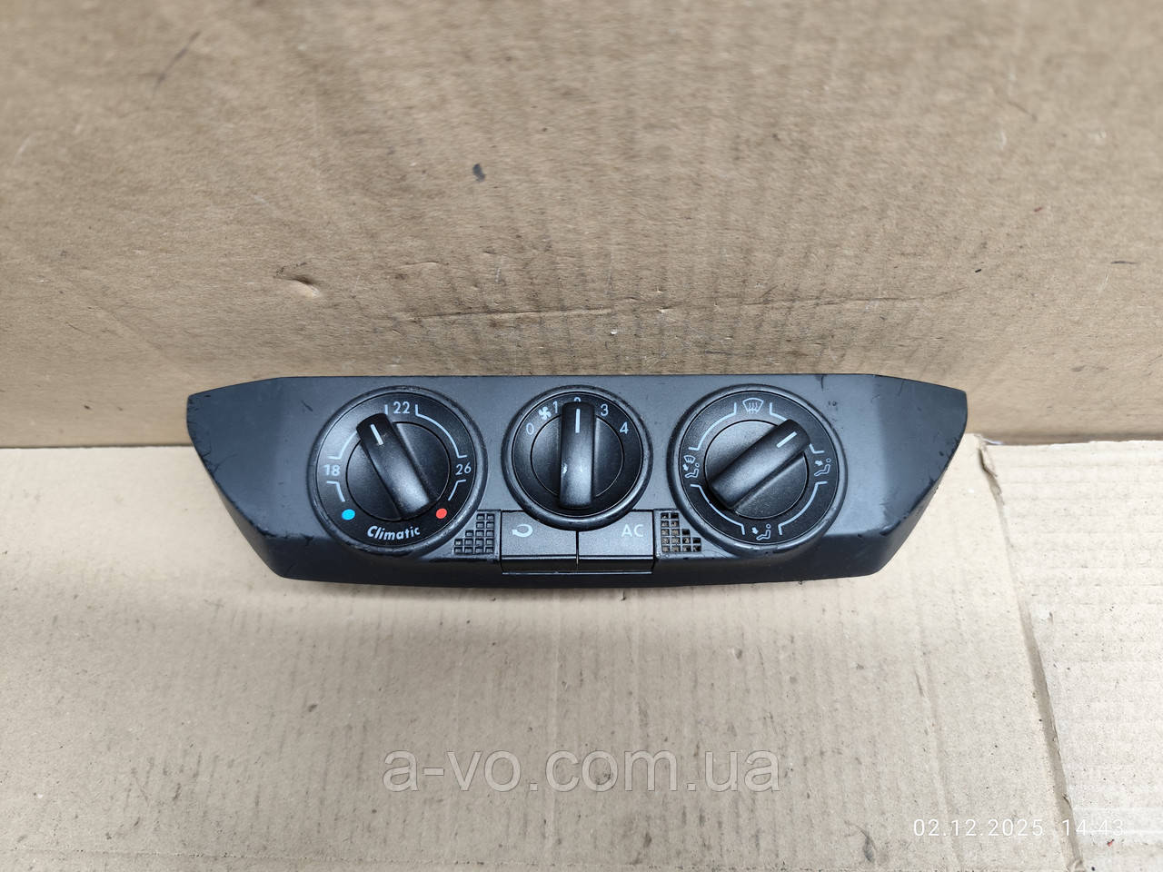 Блок керування пічкою та клімат контролем VW Polo 6q0810045g, фото 1
