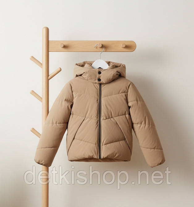 Тепла зимова укорочена куртка (пуховик) з капюшоном для дівчинки 134 (9Y)