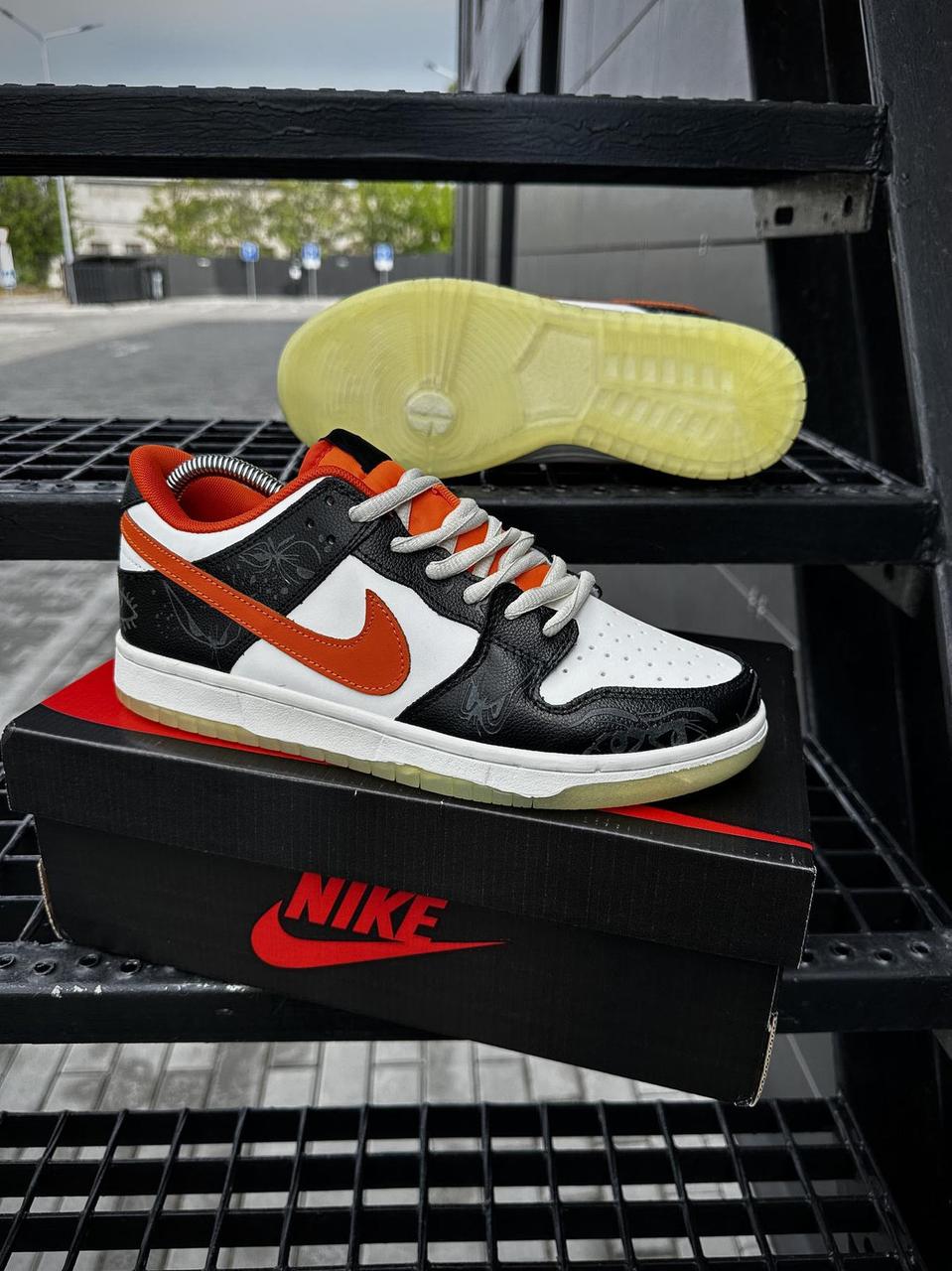 Унісекс кросівки SB Dunk Low Halloween чорно-помаранчеві зі світловідбиваючими елементами, фото 1
