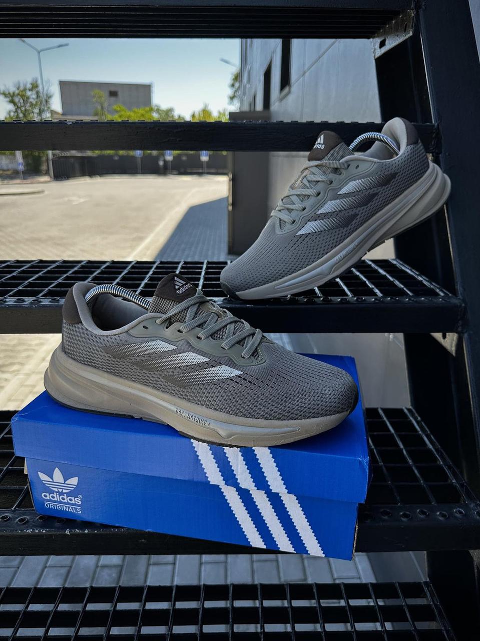 Чоловічі кросівки для бігу Supernova Rise сірі текстильні весна/літо, фото 1