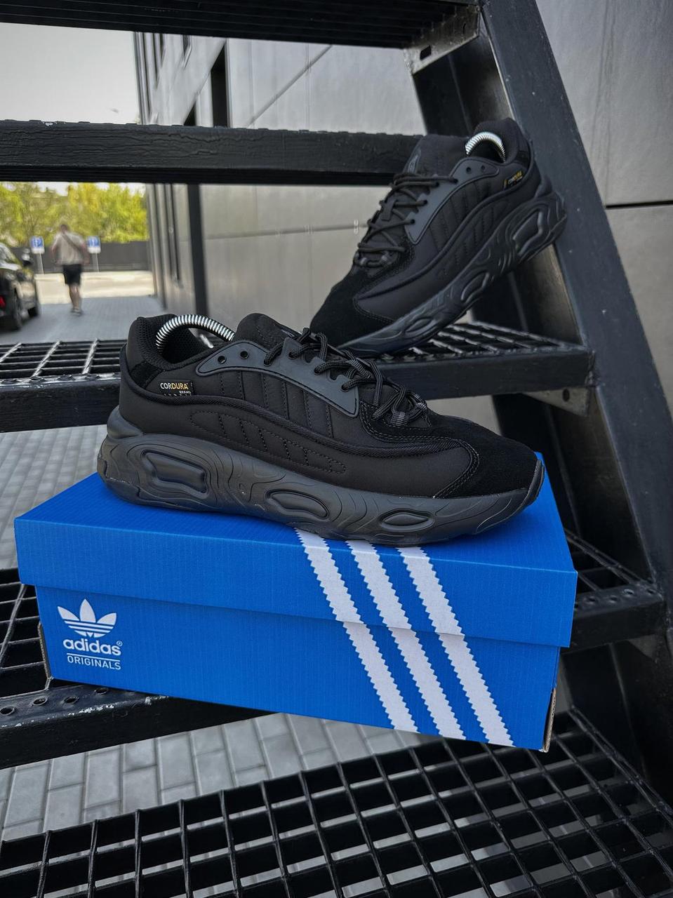 Чоловічі кросівки Oznova з CORDURA чорні демісезонні водовідштовхувальні, фото 1