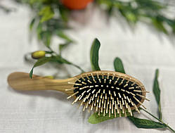 Гребінець - масажна щітка для волосся