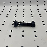 Болт кріплення обода заднього колеса Т-40