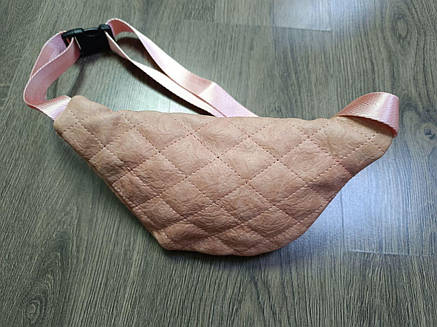 Сумка на пояс Жіноча Бананка Барижка City-A Canada PU шкіра рожева, фото 2