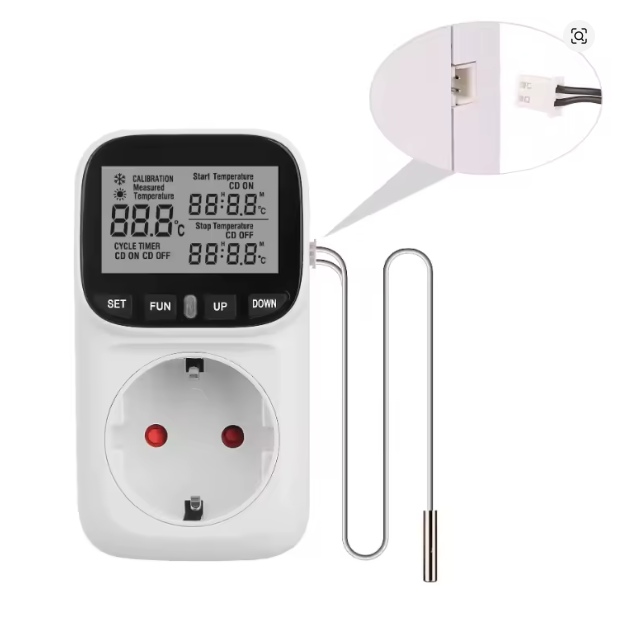 Терморегулятор (термостат) цифровий програмований з розеткою 220V і таймером