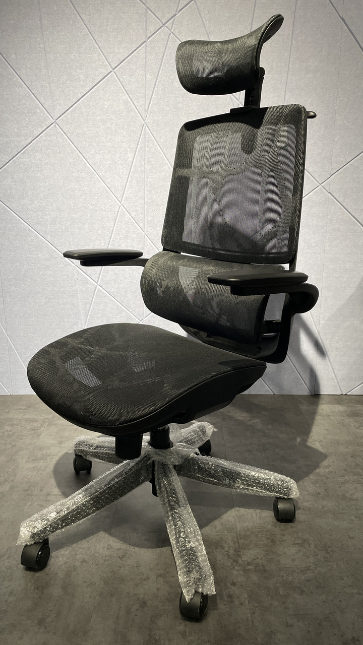 Junior M59— підліткове ергономічне крісло, чорний каркас/чорна сітка, фото 1