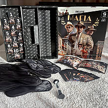 Настільна гра для компанії Мафія Делюкс з пісочним годинником, пов'язками для очей, номерками Qbee QB701-002