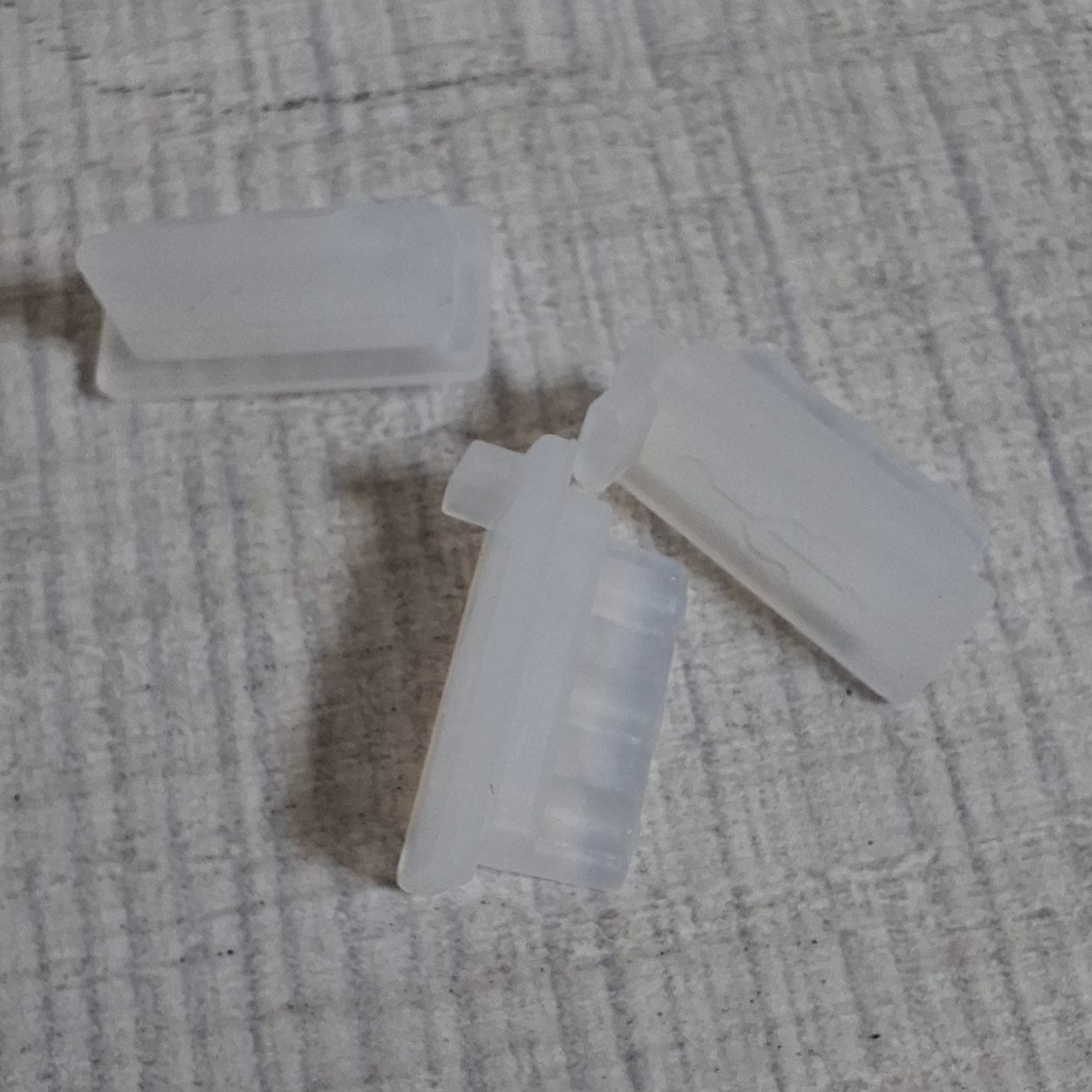 USB заглушка, захист від пилу та вологи, гумова, біла