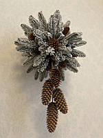 Велика 40 см підвісна хвойна куля з шишками з засніжених литих гілок ялинки
