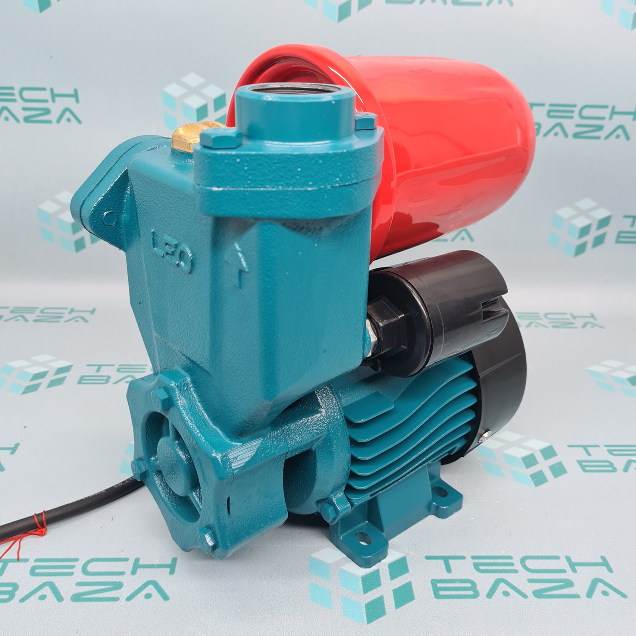 Станція 0.125 кВт Hmax 30м Qmax 30л/хв (вихровий насос) 1л LEO (776111)