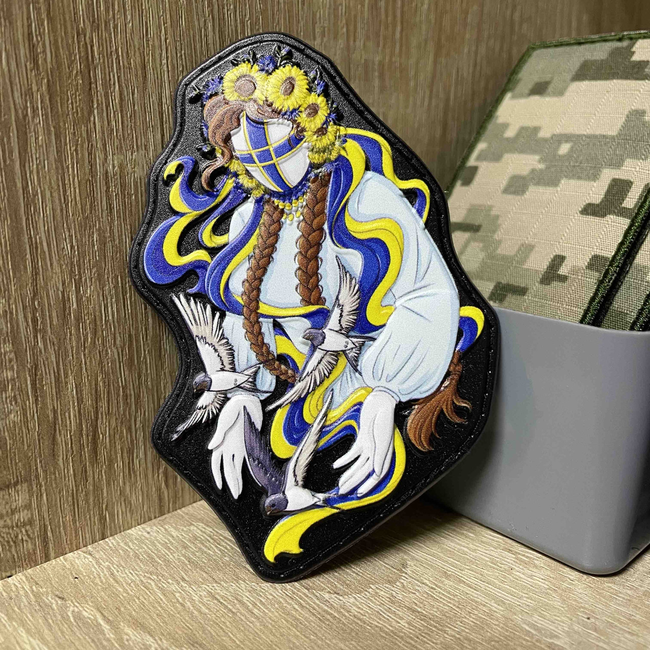 №ПВХ037 Шеврон «Мотанка Блакитно-жовта» 8.5х7см, фото 1