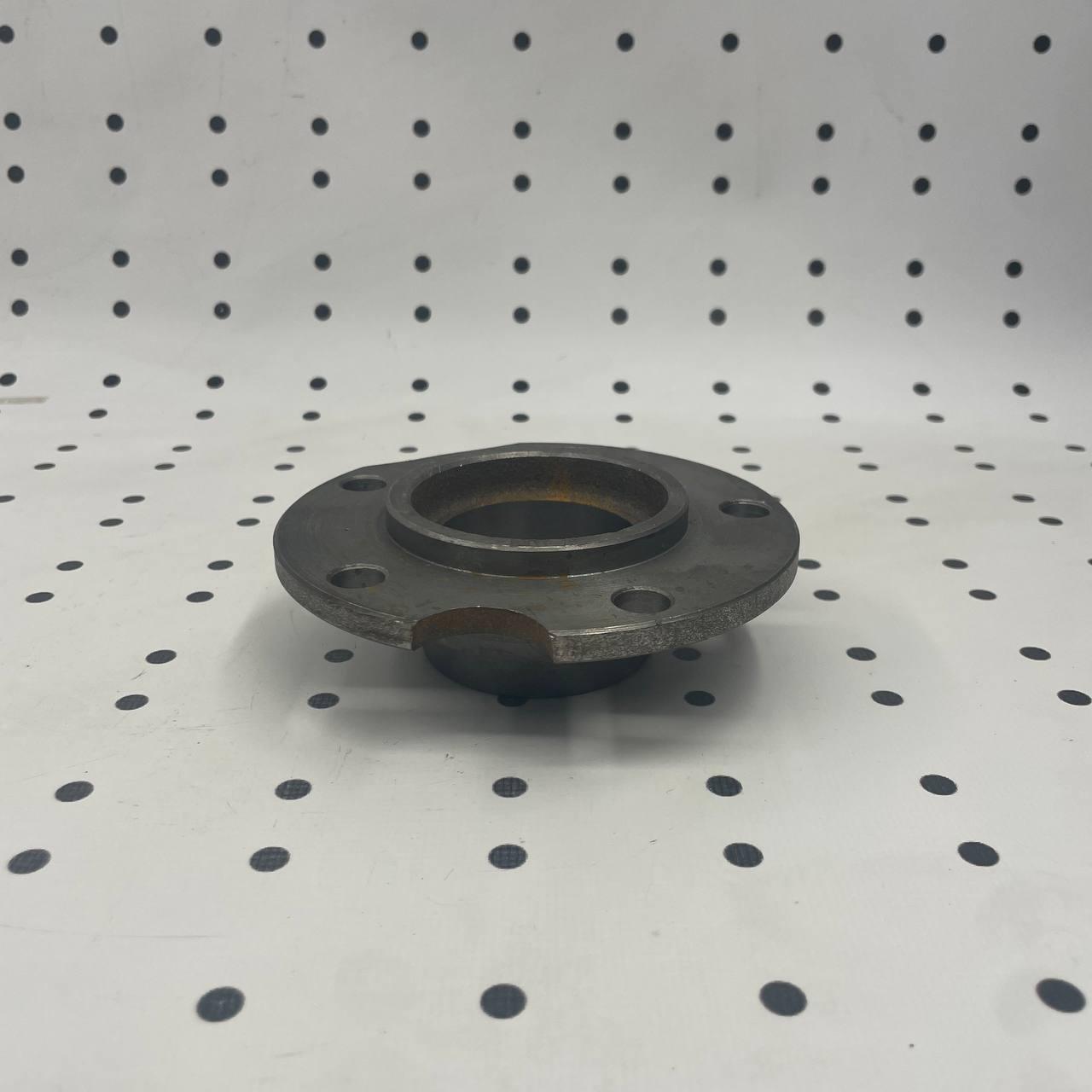 Гніздо сальника ВОМ Т-25, фото 1