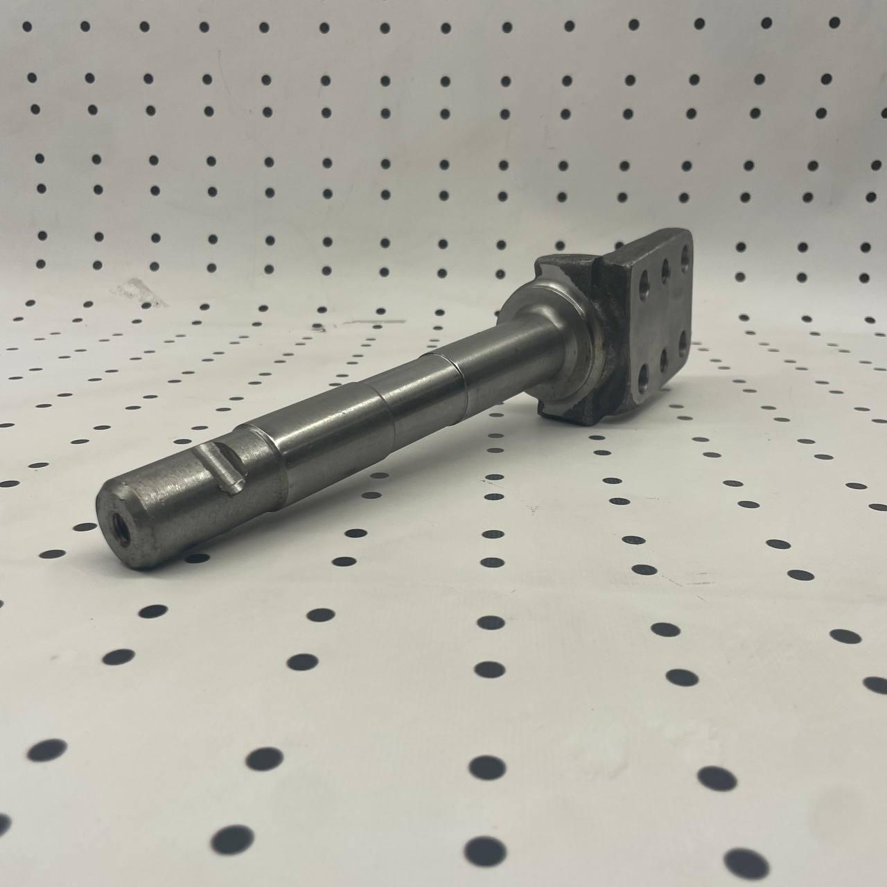 Вісь цапфи Т-25 ліва (шпонка по центру)  25.31.134, фото 1