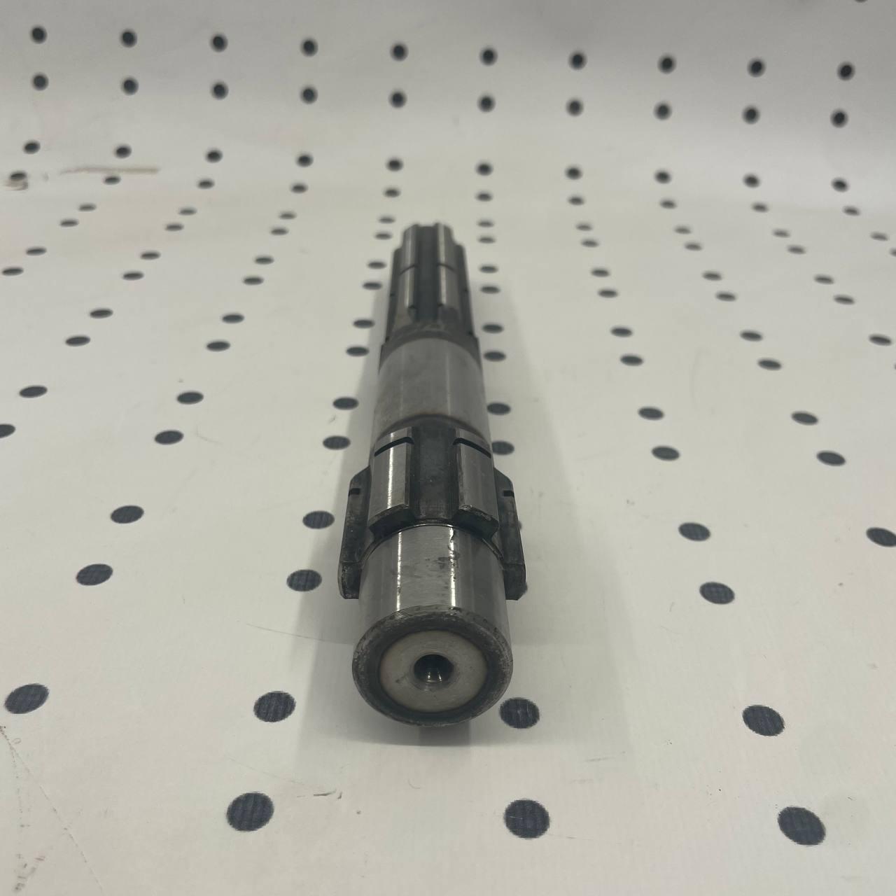 Валик КПП приводний Т-25 додаткового передавання z = 6  25.37.210, фото 1