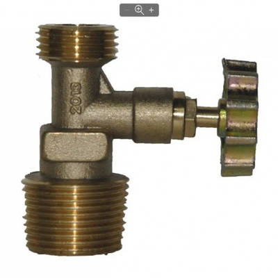 Вентиль на радянський балон — вертикальний кран під пальник.a3059