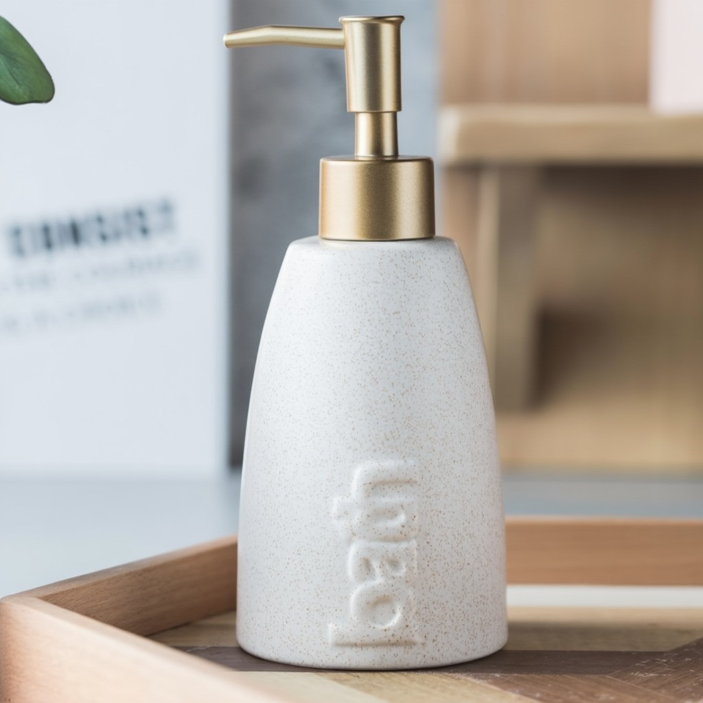 Дозатор керамічний для мила у ванну і душову кімнату 320 мл, диспенсер для рідкого мила і миючого засобу, білий, фото 1