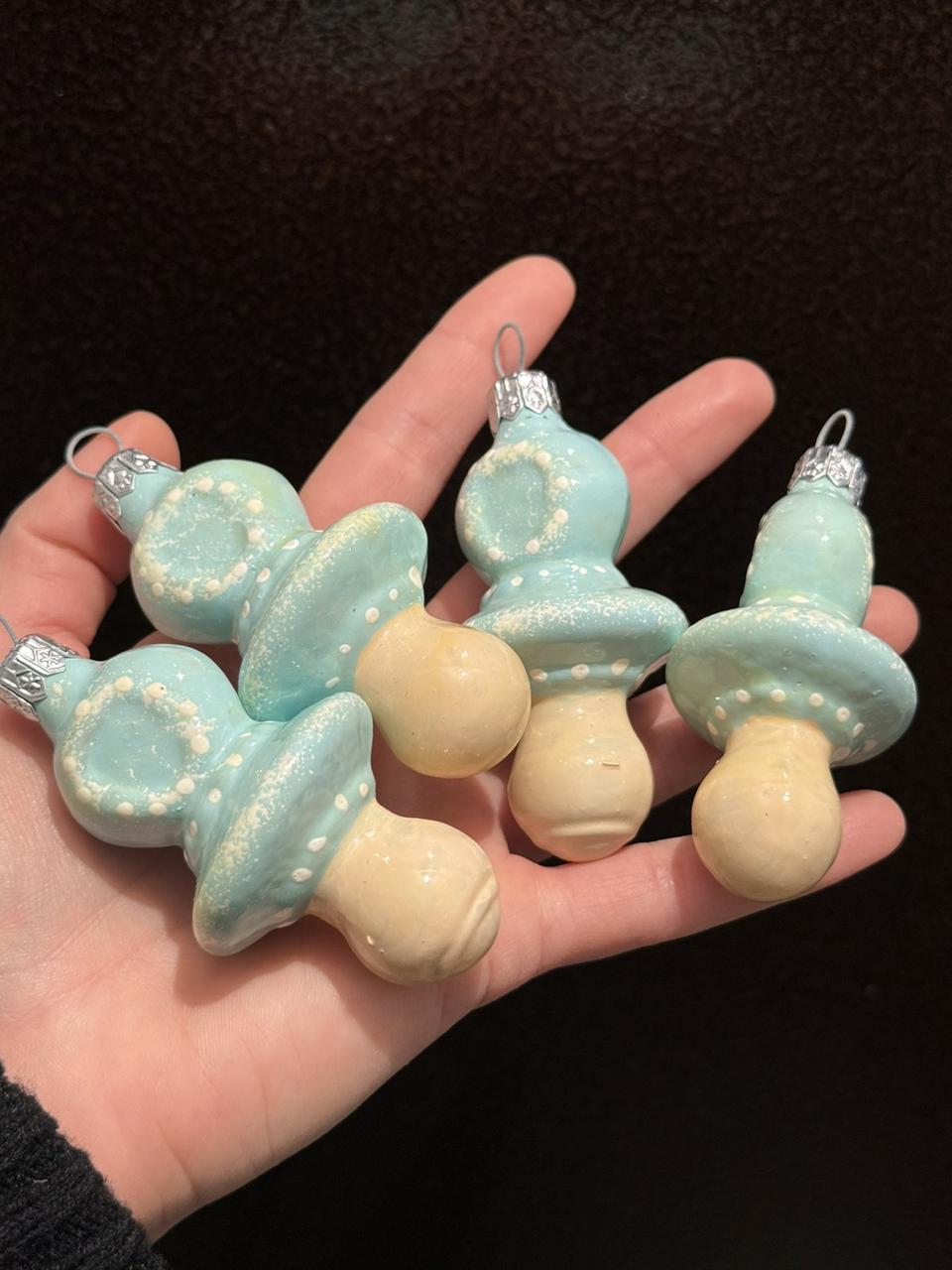 Ялинкова формована іграшка "Соска Пустушка" блакитна УЦІНКА, фото 1