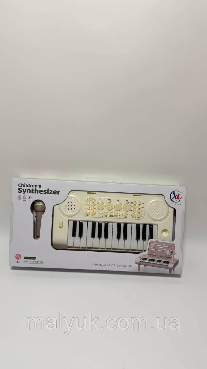 Синтезатор 6656 A 24 клавіші, регулювання гучності, мелодії, барабани, запис та відтворення звуків, від батарейок