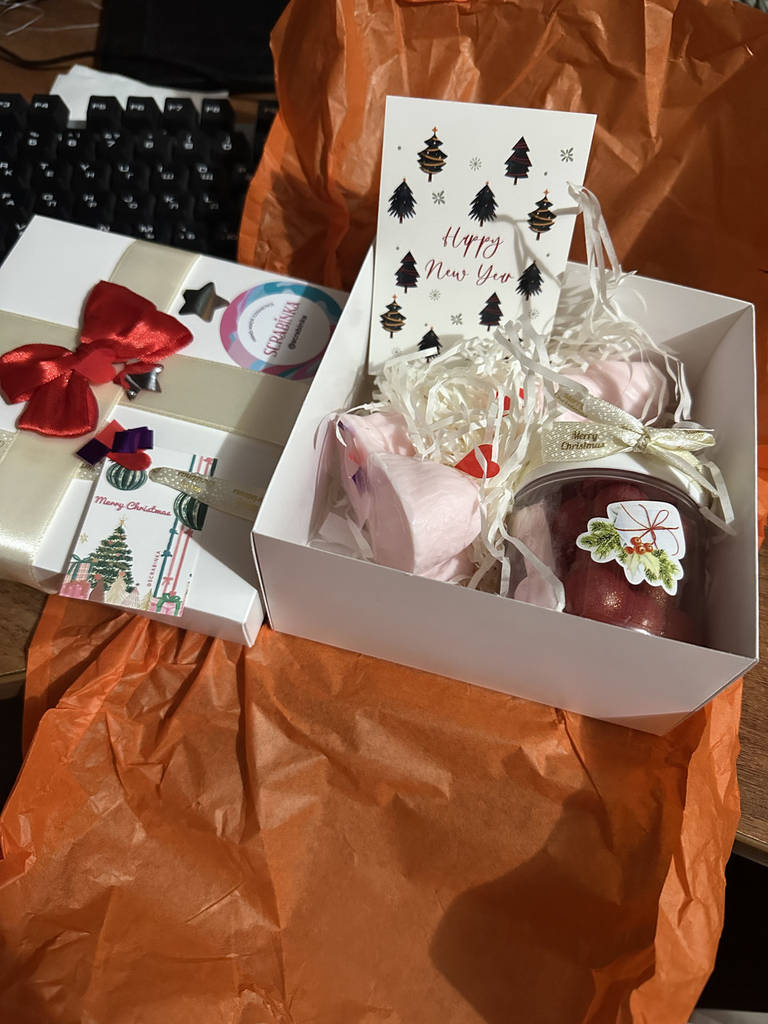 Набор мыла 18+ в подарочной коробке, мыло пенис большое и мини-мыло в баночке - фото покупателей 1