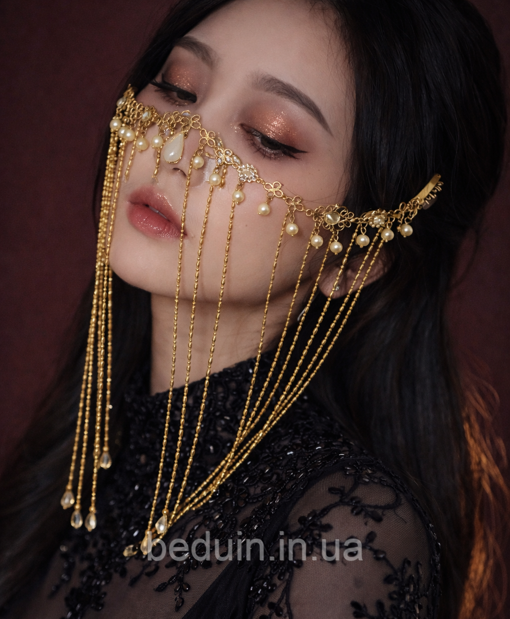Розкішна східна прикраса на обличчя "Samira" ланцюгова маска - золотиста Aushal Jewellery