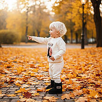 Дитячий білий теплий в'язаний костюм для новонароджених