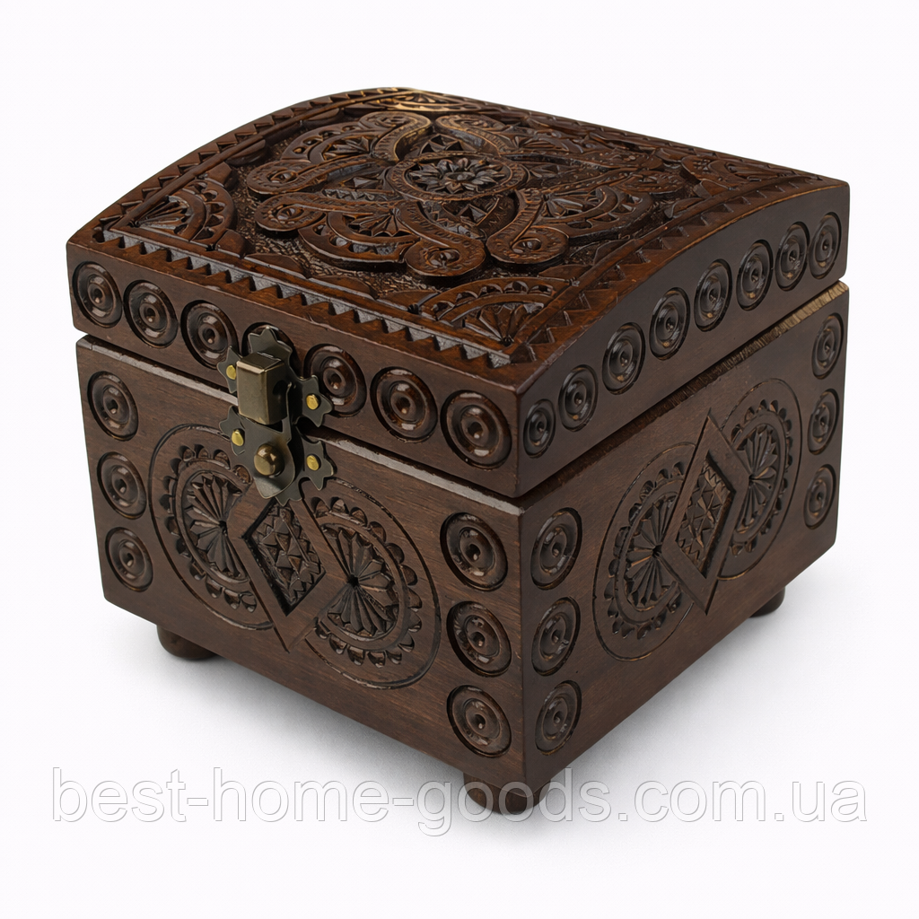 Різьблена дерев'яна шкатулка ручної роботи 11×11×10 см | Шкатулка з горіха з сухою різьбою | Подарунок з Карпат, фото 1