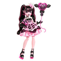 Monster High Scary Sweet Birthday Draculaura Страшно-солодкий день народження Дракулаури Лялька Монстер Хай