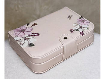 Шкатулка "Візерунок" для прикрас, шкірзам, колір рожевий 20-14-5 см