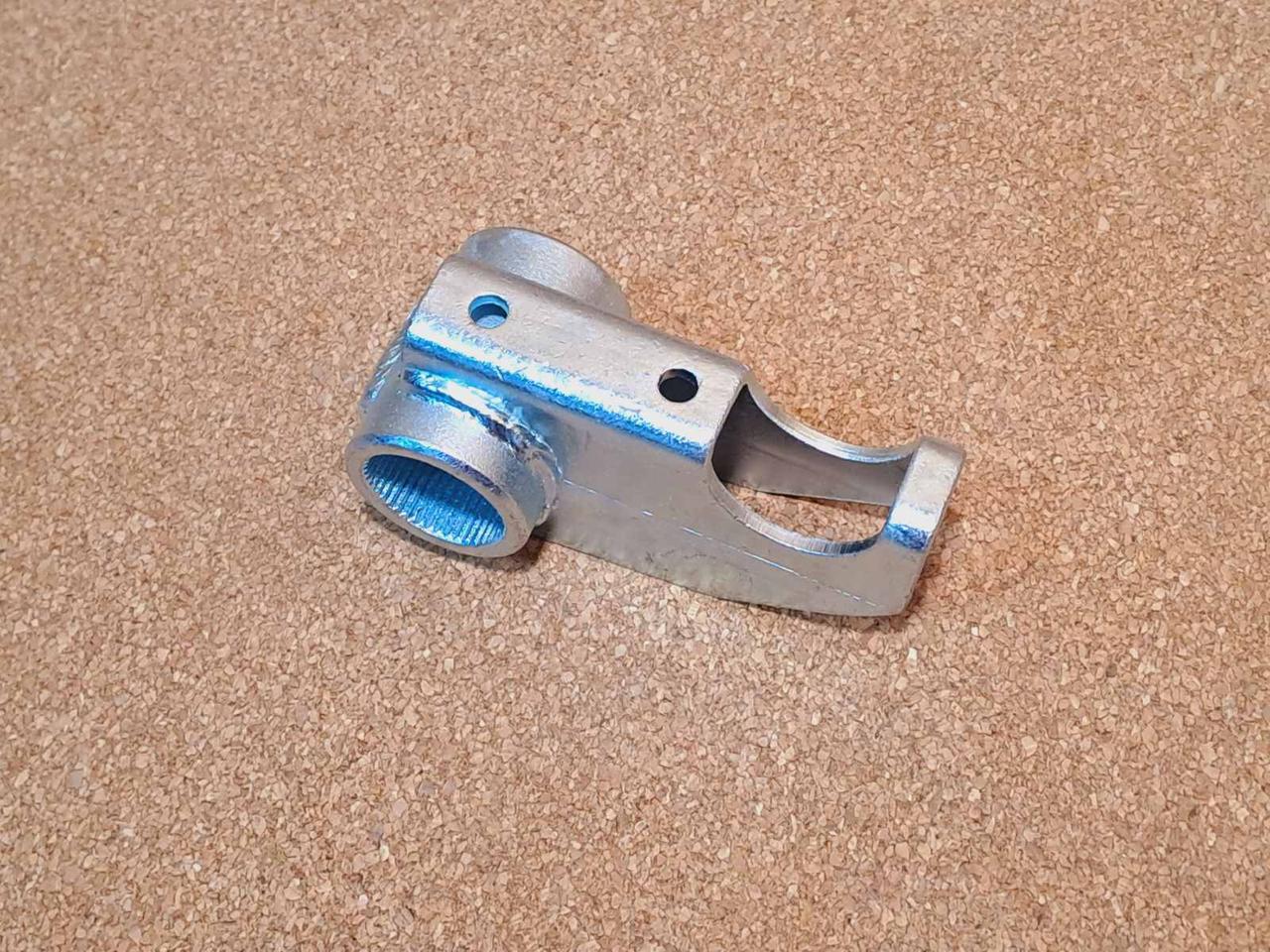 Кронштейн кріплення торсіона лівий Great Wall Wingle 5 Грейт Вол Вингл 5 Грейт Вол Вингл, фото 1