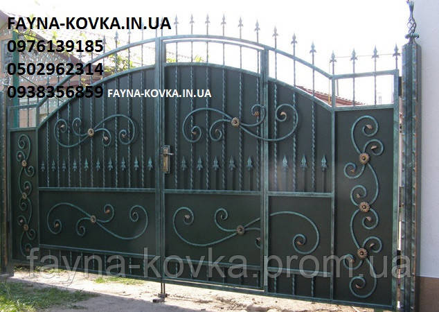 Брама з хвірткою всередині 16900