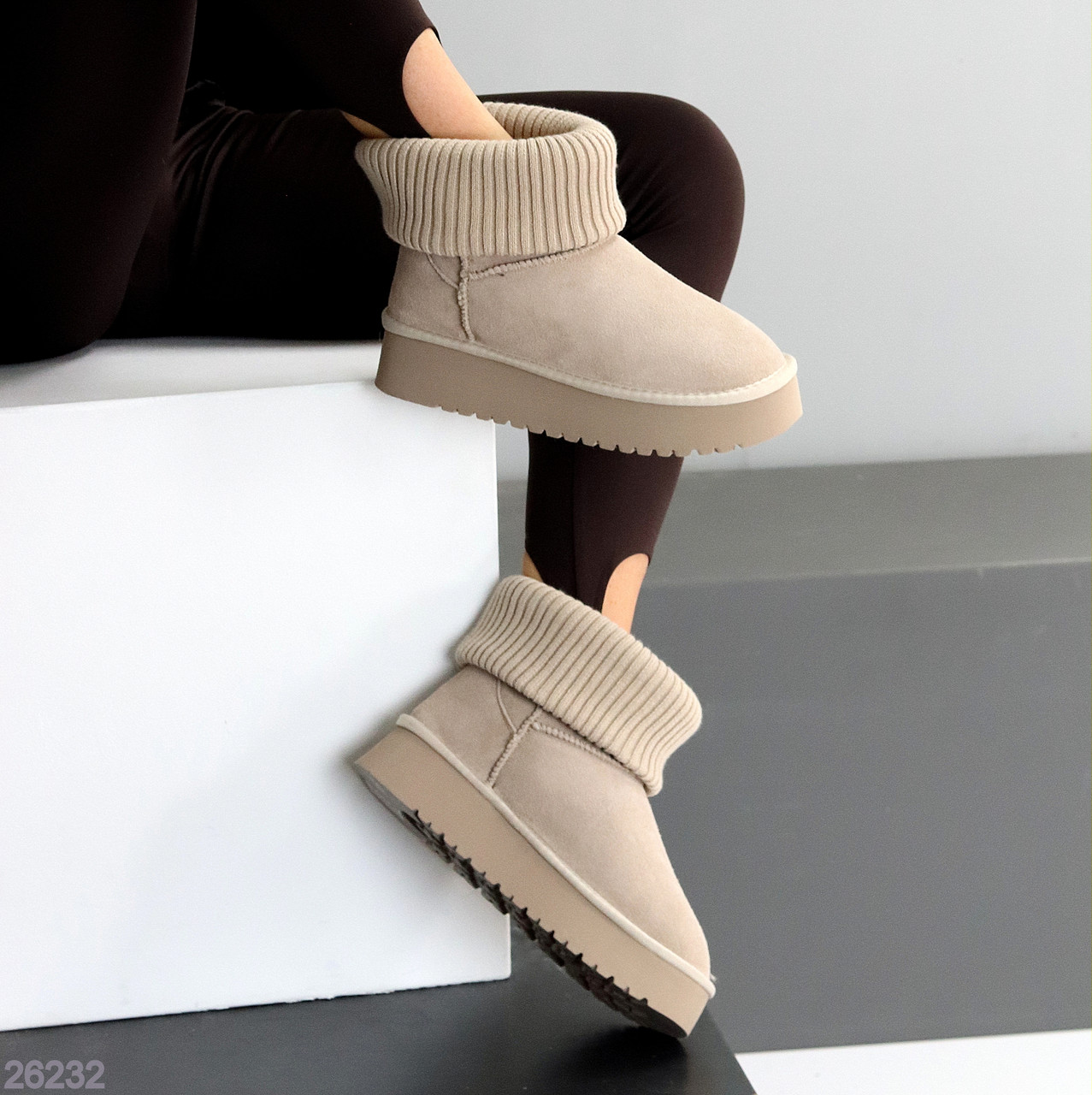 Молодіжні Бежеві уггі трансформери натуральна замша з манжетом, фото 1