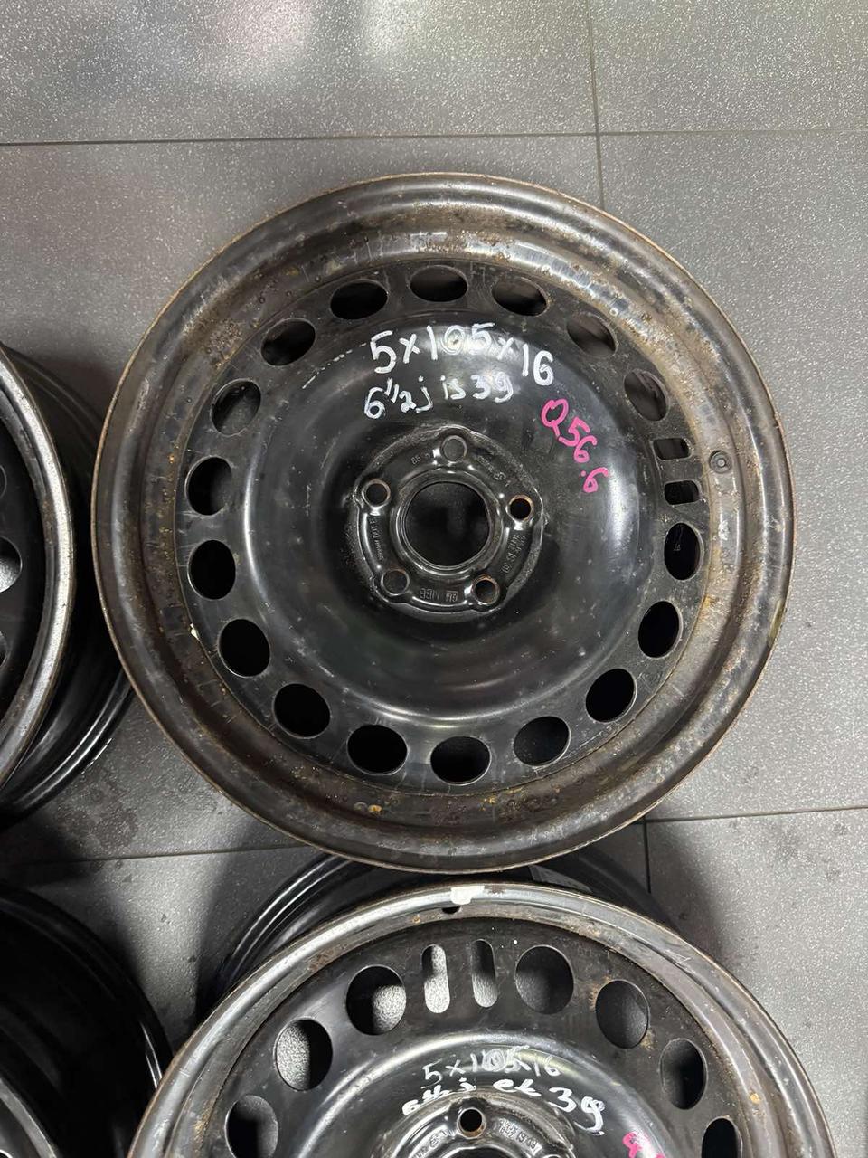 <p>Вітаю зацікавлених на авто розборці Чемпіон !!!<br />
 Предметом оголошення є Диск Металевий&nbsp;Диск Металевий 5 112 R 15 7J Et37 Цо 66,6 Mercedes</p>
 
 <p>Ціна вказана за 1шт!<br />
 &nbsp;</p>
 
 <p>Детальні фото та інформація за телефоном 0973363743<br />
 Відправка по усій Україні за передоплатою на транспортні витрати<br />
 Більш детальні фото надсилаємо на вайбер<br />
 Запрошуємо до перегляду інших оголошень</p> — фото 5