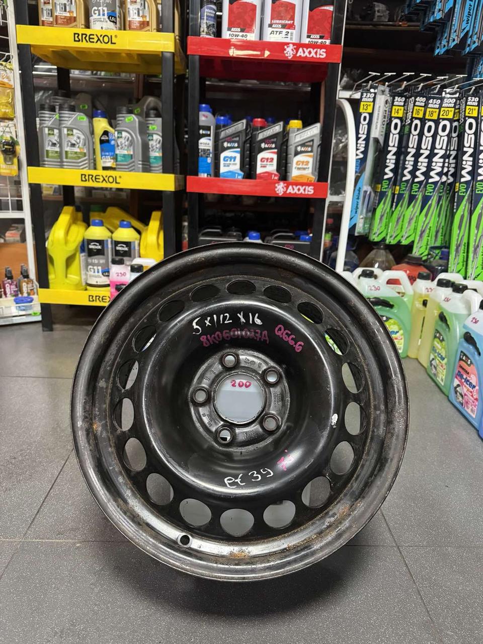 <p>Вітаю зацікавлених на авто розборці Чемпіон !!!<br />
 Предметом оголошення є Диск Металевий 5 112 R 16 7J Et39 Цо 66.6 Vw Audi Skoda Seat 8k0601027a</p>
 
 <p>Ціна вказана за 1шт!<br />
 &nbsp;</p>
 
 <p>Детальні фото та інформація за телефоном 0973363743<br />
 Відправка по усій Україні за передоплатою на транспортні витрати<br />
 Більш детальні фото надсилаємо на вайбер<br />
 Запрошуємо до перегляду інших оголошень</p> — фото 1