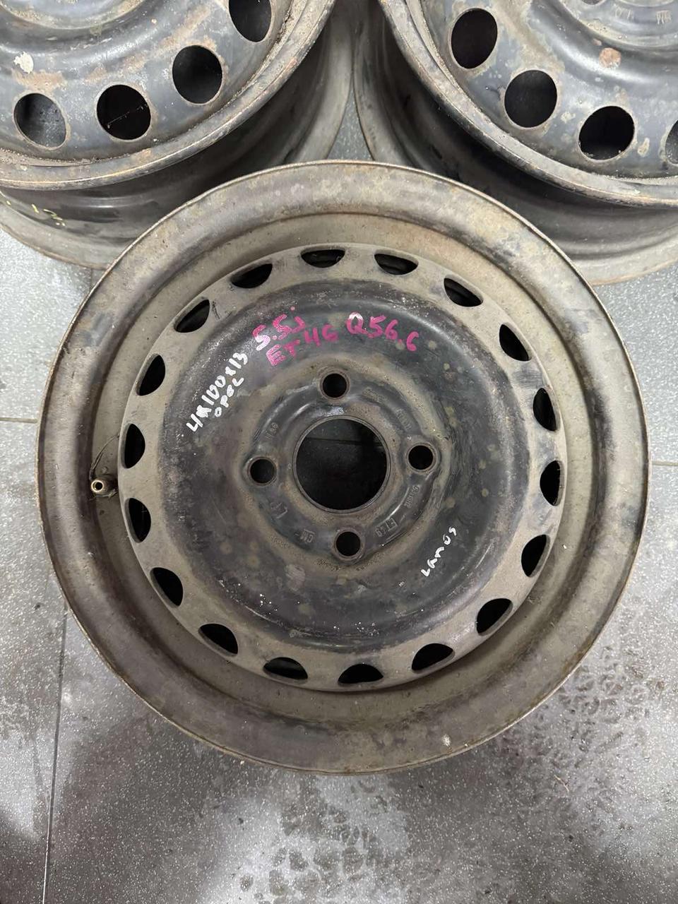 <p>Вітаю зацікавлених на авто розборці Чемпіон !!!<br />
 Предметом оголошення є Диск Металевий 4 100 R 13 5.5J Et46 Gm Opel</p>
 
 <p>Ціна вказана за 1шт!<br />
 &nbsp;</p>
 
 <p>Детальні фото та інформація за телефоном 0973363743<br />
 Відправка по усій Україні за передоплатою на транспортні витрати<br />
 Більш детальні фото надсилаємо на вайбер<br />
 Запрошуємо до перегляду інших оголошень</p> — фото 4
