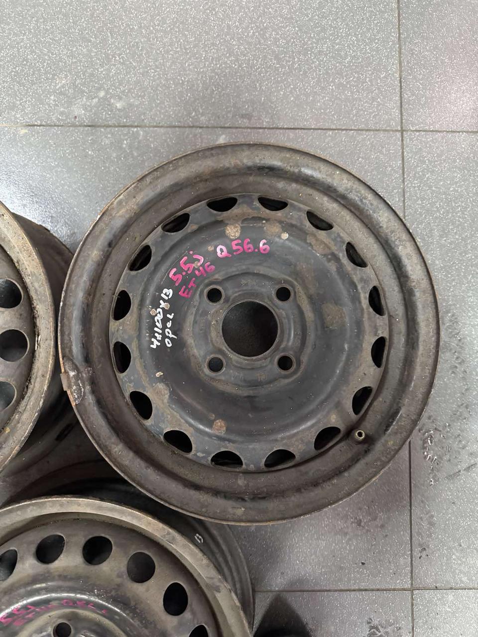 <p>Вітаю зацікавлених на авто розборці Чемпіон !!!<br />
 Предметом оголошення є Диск Металевий 4 100 R 13 5.5J Et46 Gm Opel</p>
 
 <p>Ціна вказана за 1шт!<br />
 &nbsp;</p>
 
 <p>Детальні фото та інформація за телефоном 0973363743<br />
 Відправка по усій Україні за передоплатою на транспортні витрати<br />
 Більш детальні фото надсилаємо на вайбер<br />
 Запрошуємо до перегляду інших оголошень</p> — фото 3