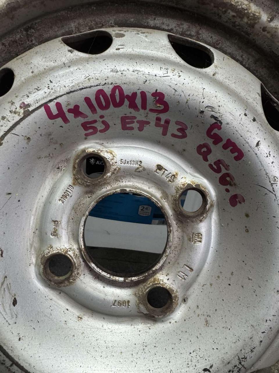 <p>Вітаю зацікавлених на авто розборці Чемпіон !!!<br />
 Предметом оголошення є Диск Металевий 4 100 R 13 5.J Et43 Цо 56.6 Gm Opel</p>
 
 <p>Ціна вказана за 1шт!<br />
 &nbsp;</p>
 
 <p>Детальні фото та інформація за телефоном 0973363743<br />
 Відправка по усій Україні за передоплатою на транспортні витрати<br />
 Більш детальні фото надсилаємо на вайбер<br />
 Запрошуємо до перегляду інших оголошень</p> — фото 2