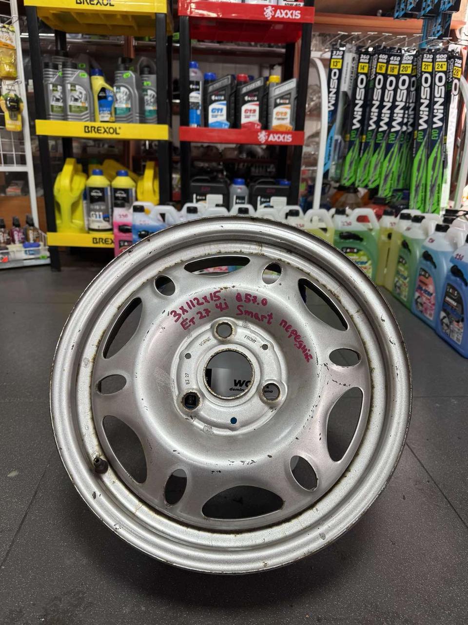 <p>Вітаю зацікавлених на авто розборці Чемпіон !!!<br />
 Предметом оголошення є&nbsp;Диск Металевий 3 112 R 15 4.J Et27 Цо 57.0 Smart Front</p>
 
 <p>Ціна вказана за 1шт!<br />
 &nbsp;</p>
 
 <p>Детальні фото та інформація за телефоном 0973363743<br />
 Відправка по усій Україні за передоплатою на транспортні витрати<br />
 Більш детальні фото надсилаємо на вайбер<br />
 Запрошуємо до перегляду інших оголошень</p> — фото 1