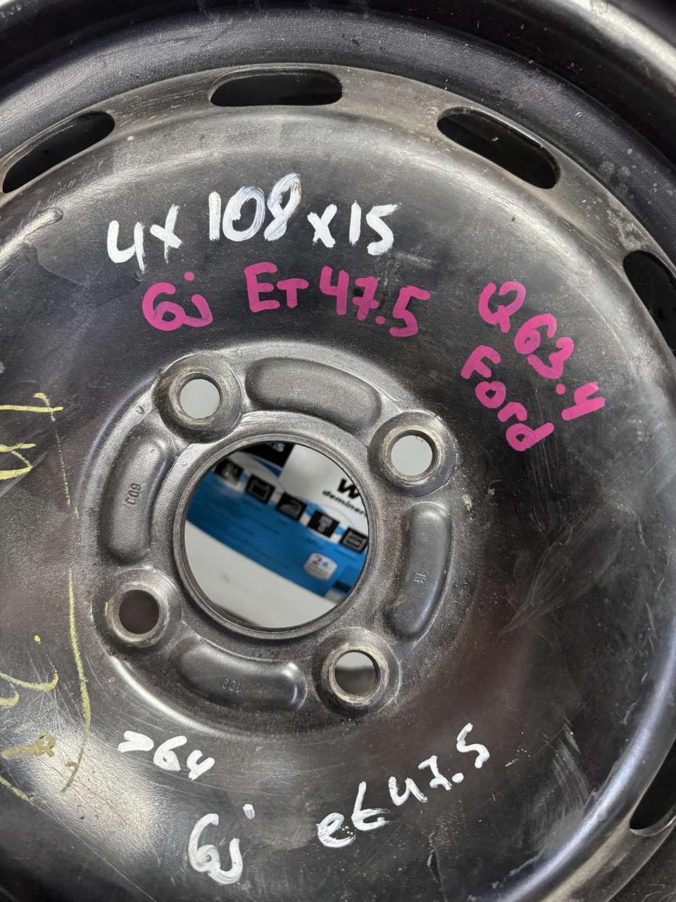 <p>Вітаю зацікавлених на авто розборці Чемпіон !!!<br />
 Предметом оголошення є Диск Металевий 4 108 R 15 6J Et47.5 Цо 63.4 Ford</p>
 
 <p>Ціна вказана за 1шт!<br />
 &nbsp;</p>
 
 <p>Детальні фото та інформація за телефоном 0973363743<br />
 Відправка по усій Україні за передоплатою на транспортні витрати<br />
 Більш детальні фото надсилаємо на вайбер<br />
 Запрошуємо до перегляду інших оголошень</p> — фото 3