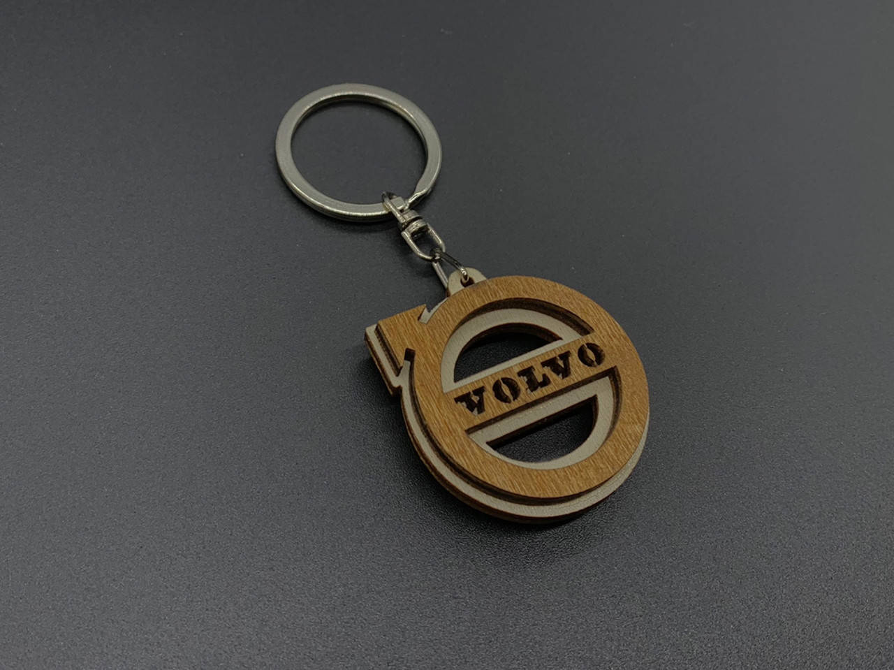 

Брелок деревянный Volvo. 4см, Коричневый