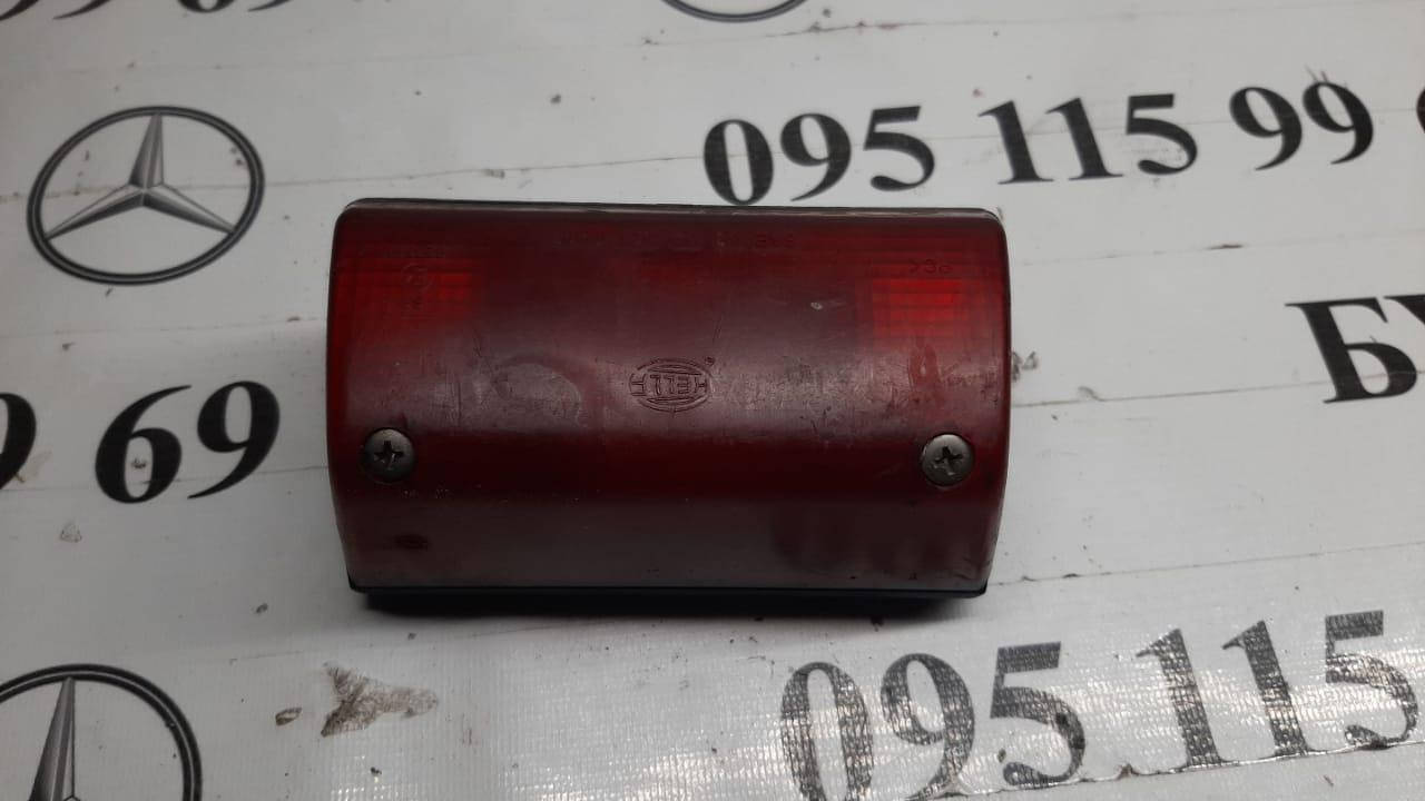

Б/у стоп-сигнал задній додатковий A0028206156 Mercedes Sprinter/ Мерседес Спринтер