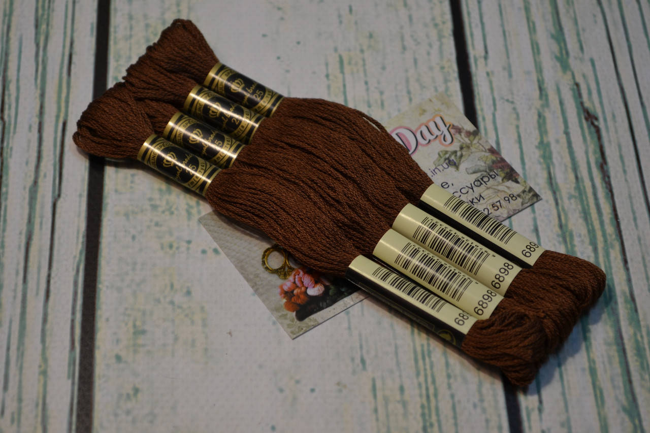 

Мулине Royal Broderie, цвет №898