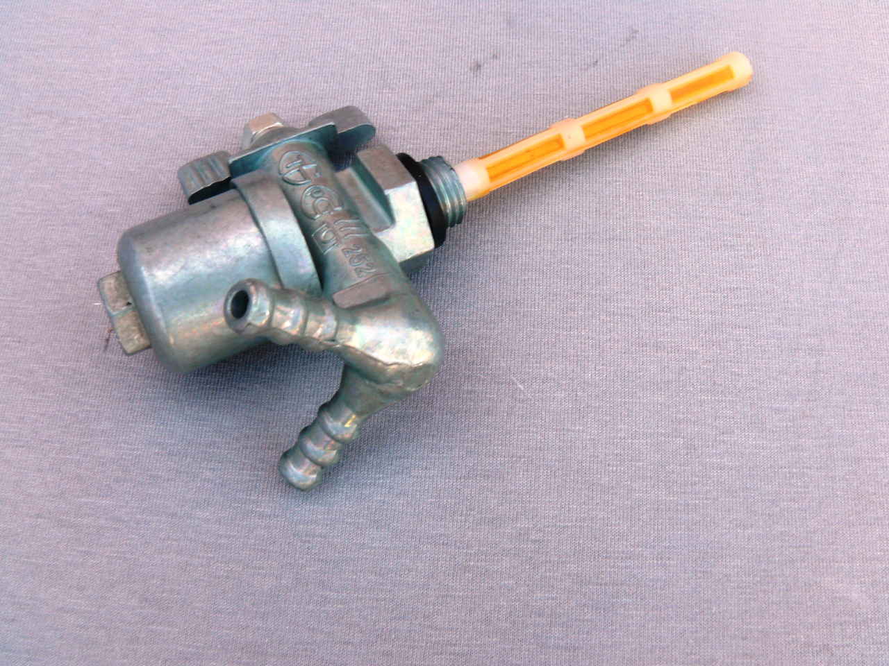 

Кран топливный на мотоцикл Мт Днепро урал