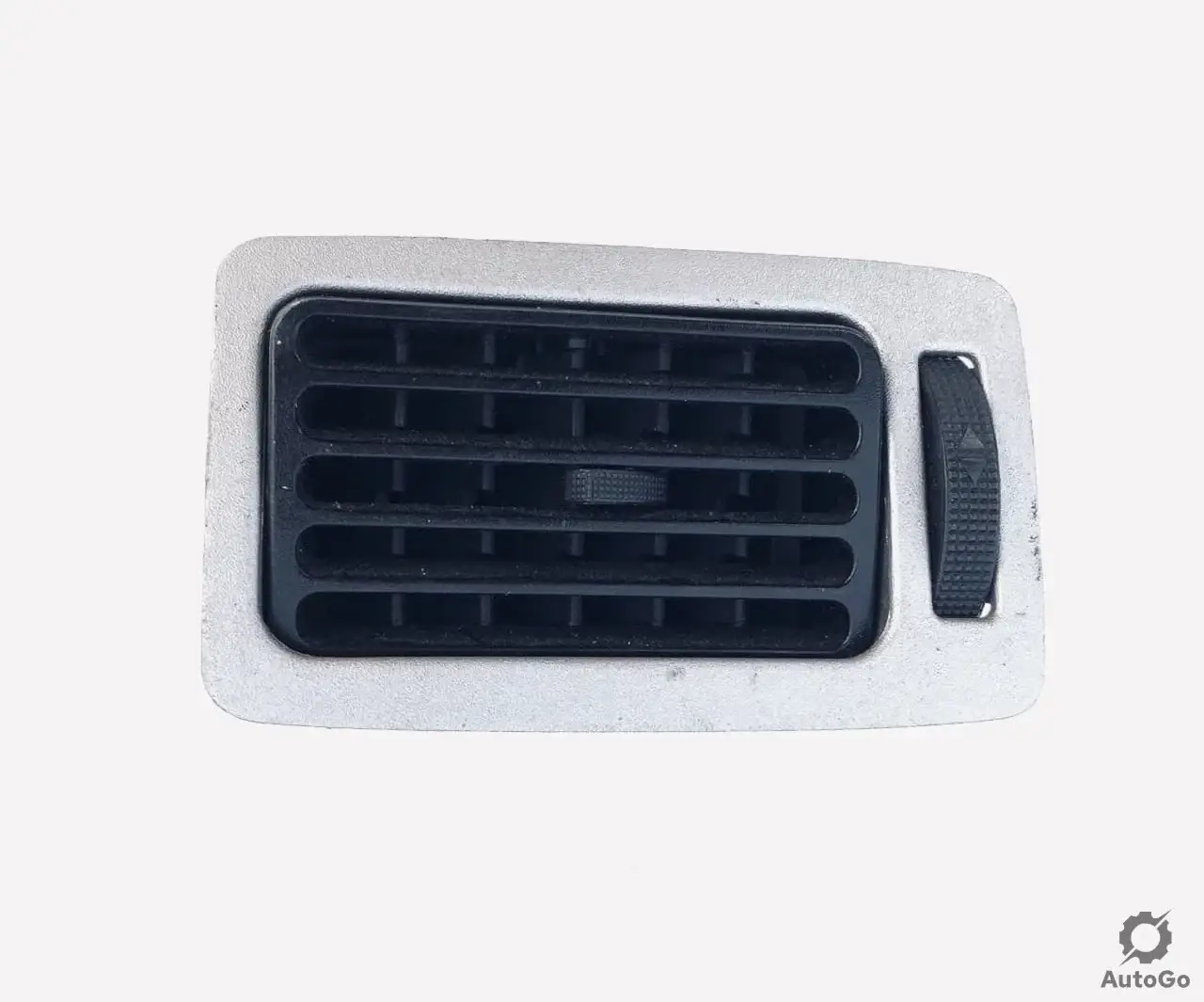 

Воздуховод Дефлектор панели правый Chery Amulet A15-5305260