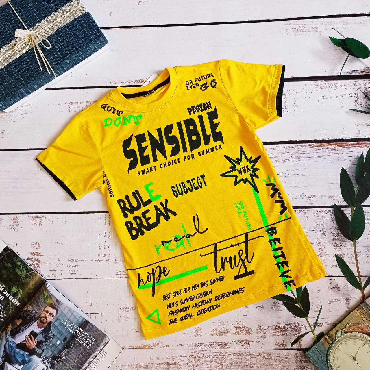 

Модная яркая футболка с ярким принтом для мальчика подростка 9-13 лет 152